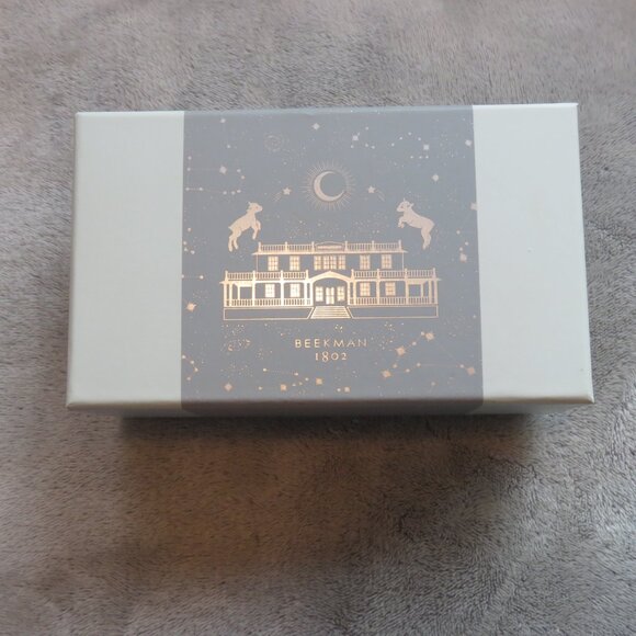 New in Gift Box Beekman1802 Goat Milk Pedicure Heel Polish w/Pumice Stone 3.38oz - Picture 8 of 11